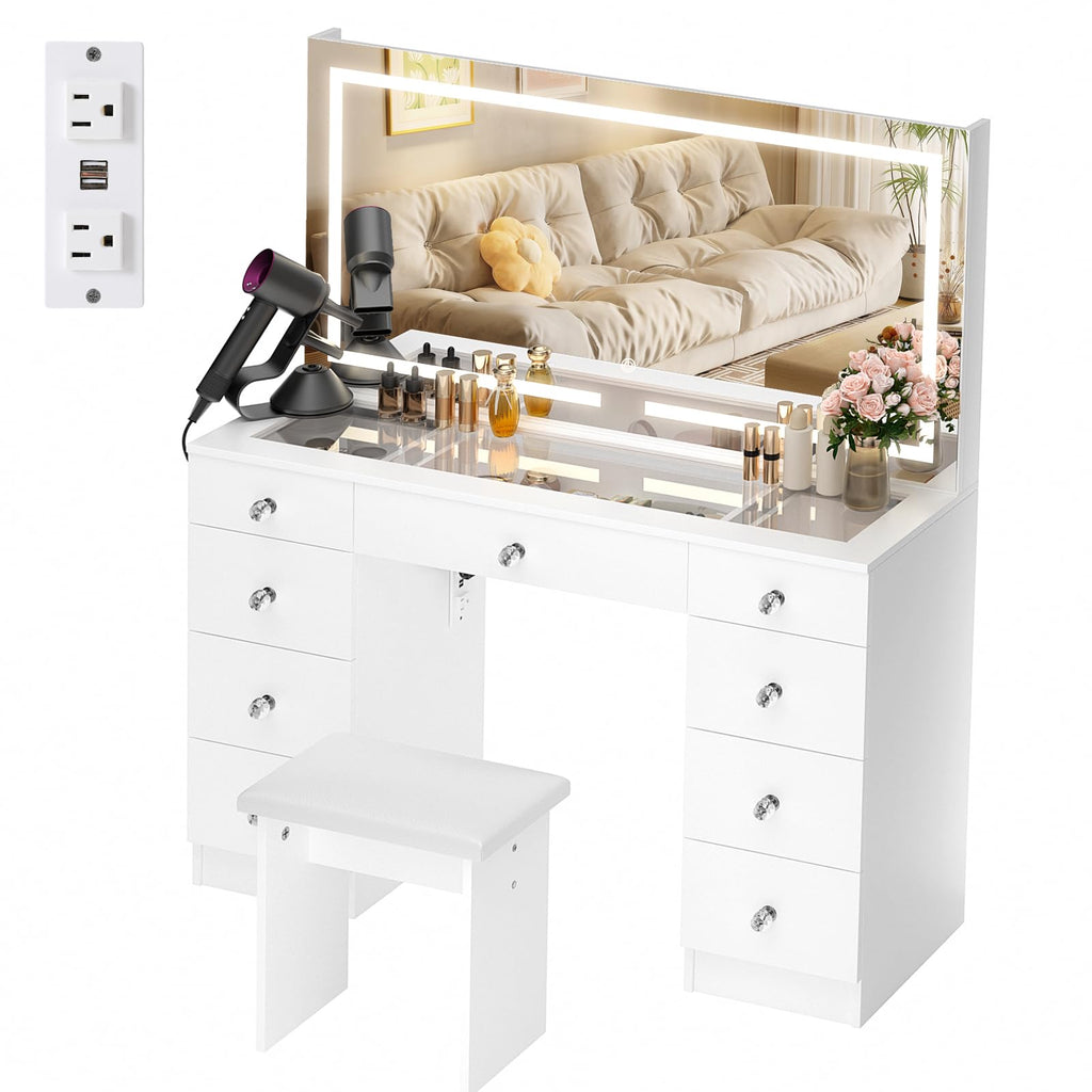 Vanity with Lighted Mirror B9016