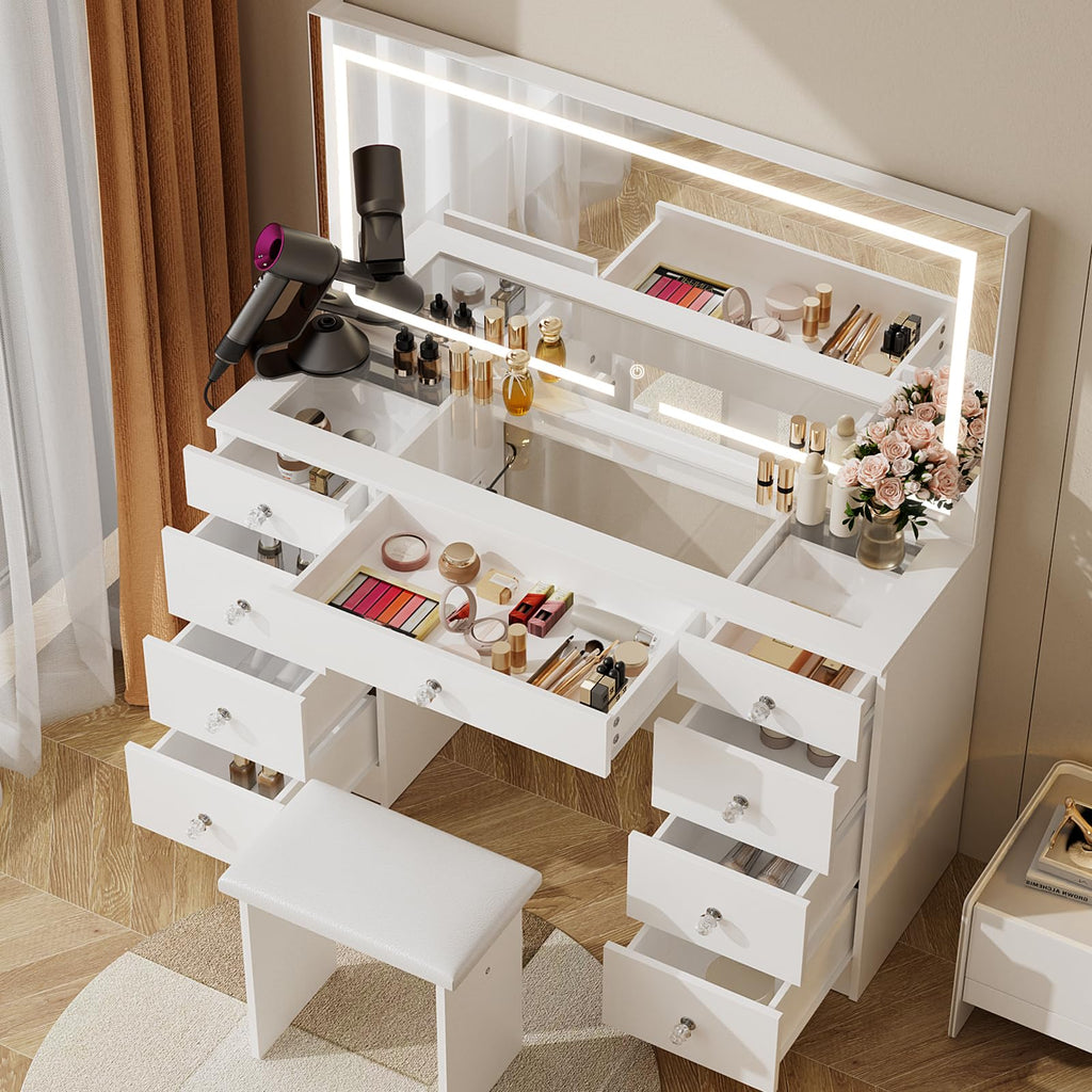 Vanity with Lighted Mirror B9016